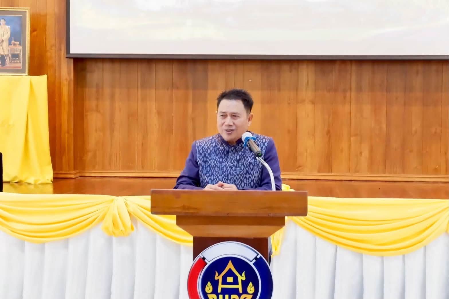 อำเภอหนองม่วง โดยสำนักงานพัฒนาชุมชนอำเภอหนองม่วง ร่วมโครงการเพิ่มประสิทธิภาพการตรวจราชการและสนับสนุนหน่วยรับตรวจ 6 จังหวัดภาคกลาง พร้อมรับฟังทิศทางการดำเนินงานพัฒนาชุมชนจากรองอธิบดี พช. มุ่งขับเคลื่อนงานตามแผนปฏิบัติราชการและจัดทำแผนบูรณาการให้เกิดผลสัมฤทธิ์สูงสุดในพื้นที่